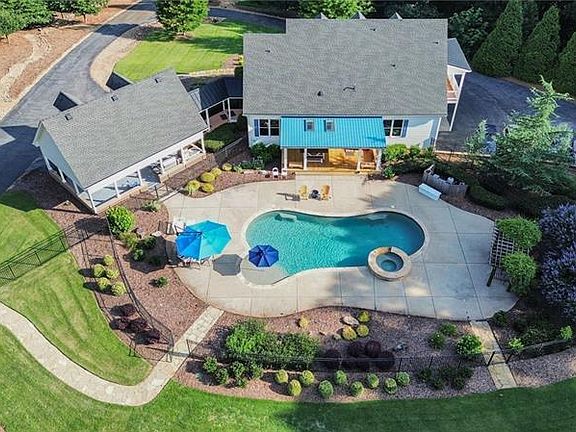 3rd image of 281 Chilhoe Dr