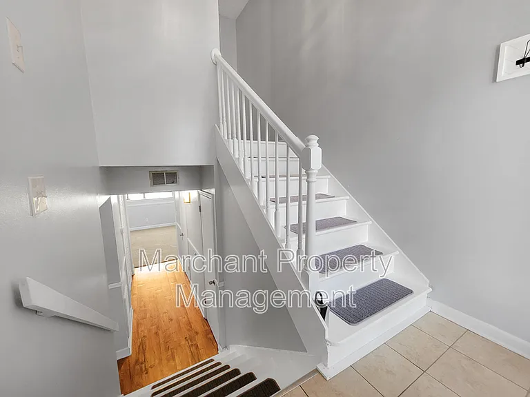 5 Briarcreek Pl — Photo 4