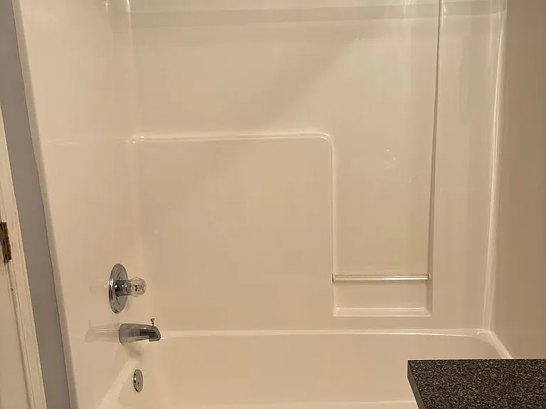 317 Bainbridge Dr #N — Photo 20