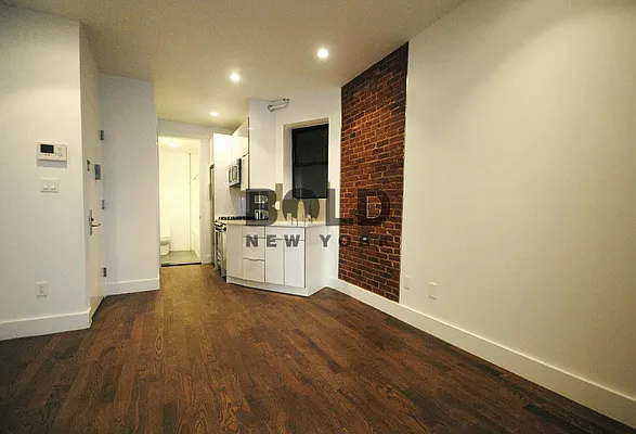 Rented by Bold New York | media 11