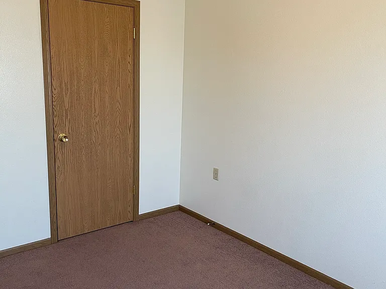 327 E College St #1711 — Photo 9