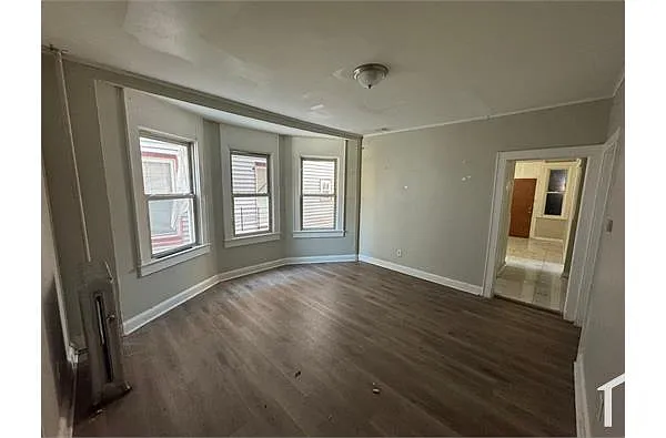 Building Photo - 115 Seymour Ave #1