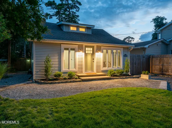 706 Morris Boulevard, Toms River, NJ 08753