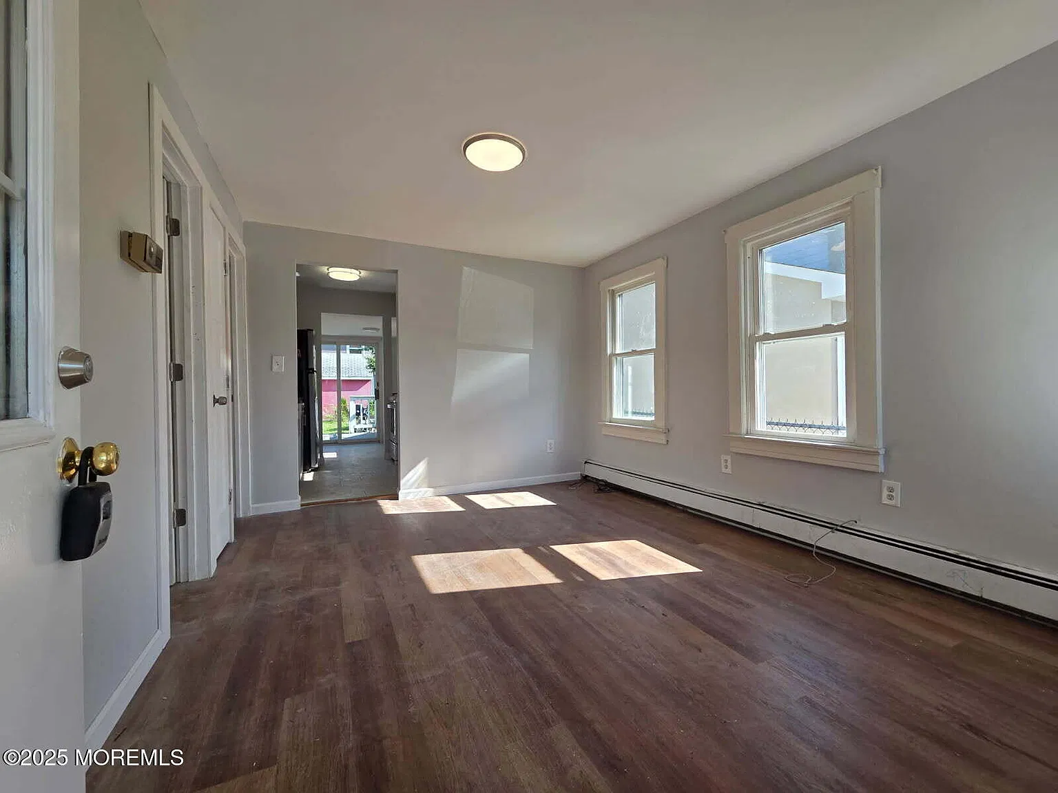 1 bed, $2,300 — Photo 4