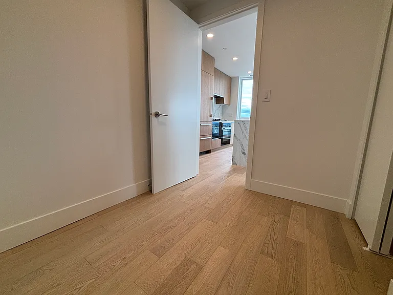 1475 Foster St #1803 — Photo 12