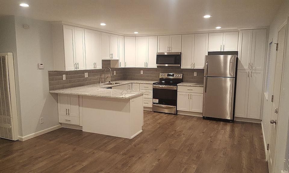 1st image of 791 Farm Dr