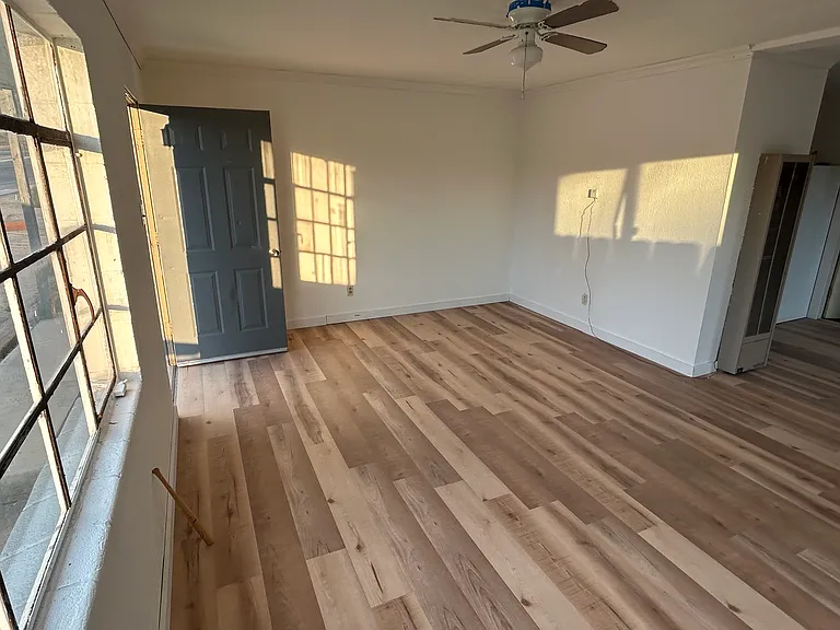 621 W Apache St #1/2 — Photo 5