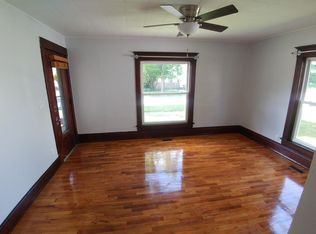 408 N Main St #1, Eaton Rapids, MI 48827