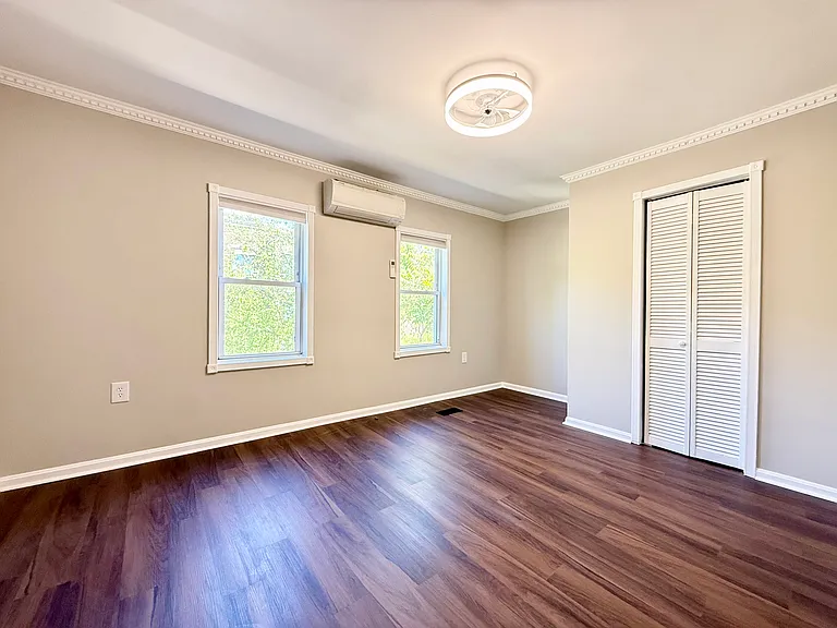 1004 Girard St NW — Photo 20