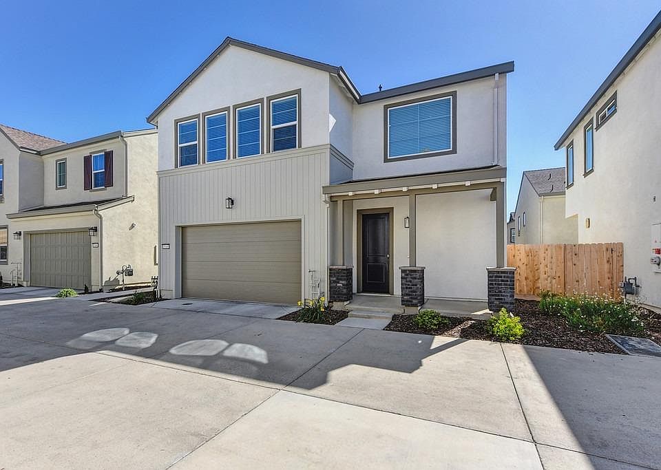 1st image of 3160 Sunny Gate Ln