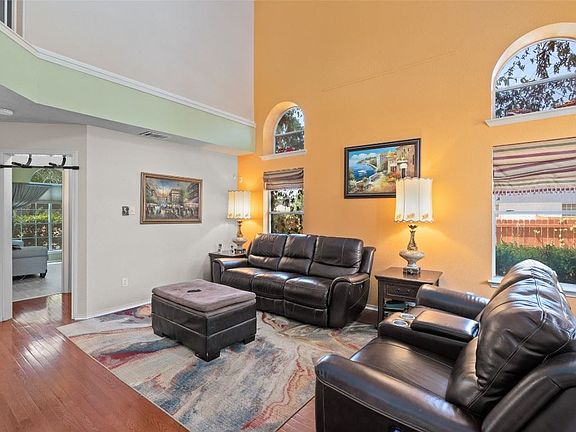 5th image of 720 Leann Ln