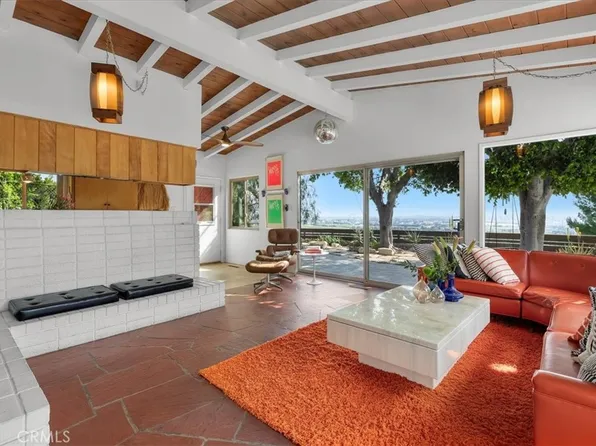 12 Saddle Rd, Rancho Palos Verdes, CA 90275