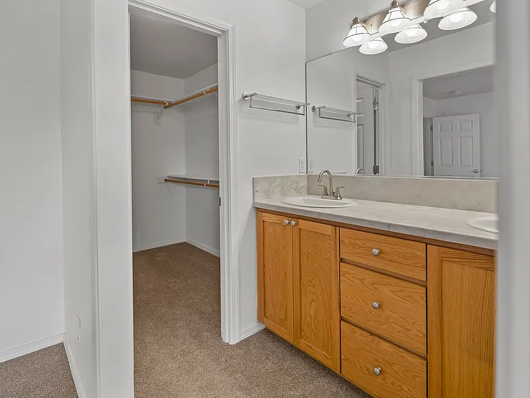 1611 SW San Mateo Ter — Photo 20
