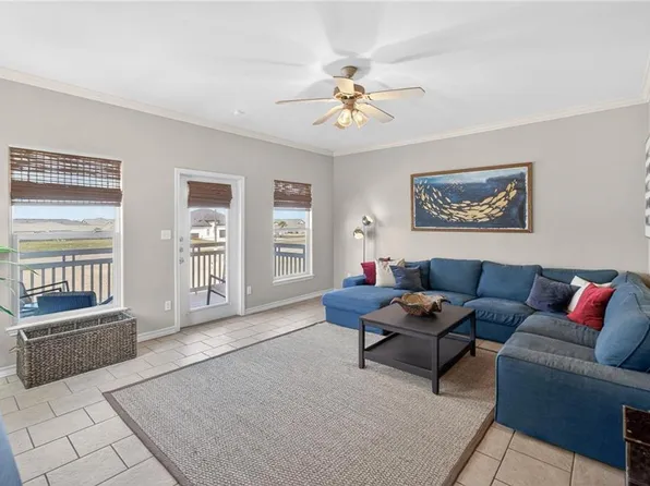 14202 Encantada Ave #1, Corpus Christi, TX 78418