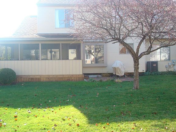 3rd image of 2308 S Ziner Cres