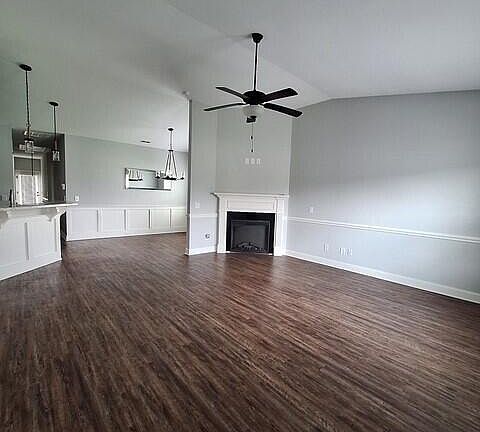 3rd image of 2251 Sweet Bay Dr #B