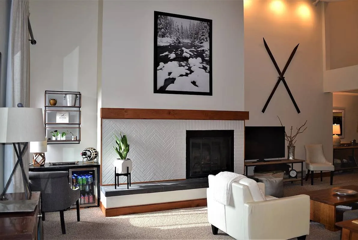 3 bed, 1500 sqft, $5,000 — Photo 2