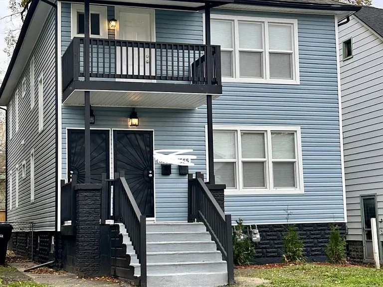 5553 Pacific Ave — Photo 1