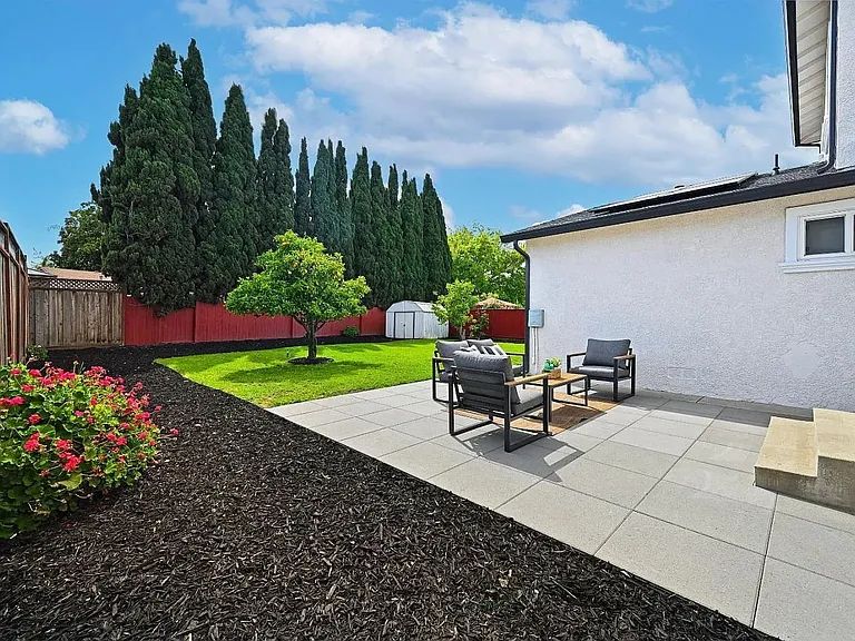 35883 Vinewood St — Photo 31