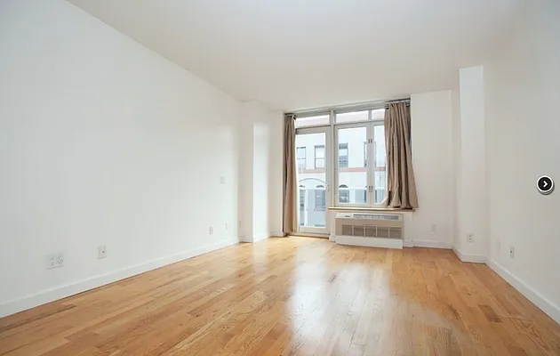 Rented by REAL New York | media 33