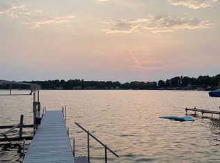 6204 Sunset Bch, Lake Odessa, MI 48849