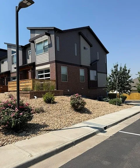 19488 E Sunset Cir — Photo 1
