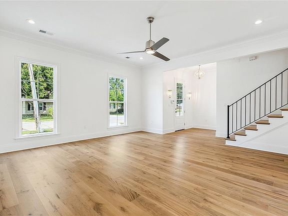 5th image of 425 Metairie Heights Ave