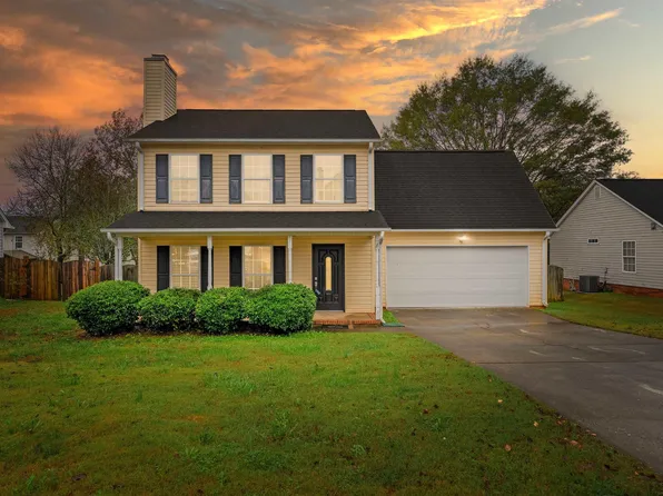 107 Fawnbrook Dr, Greer, SC 29650