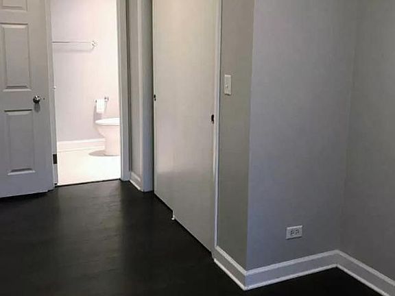 5th image of 5225 N Ashland Ave #2
