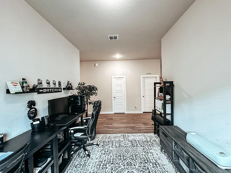 6818 Emerald Valley — Photo 15