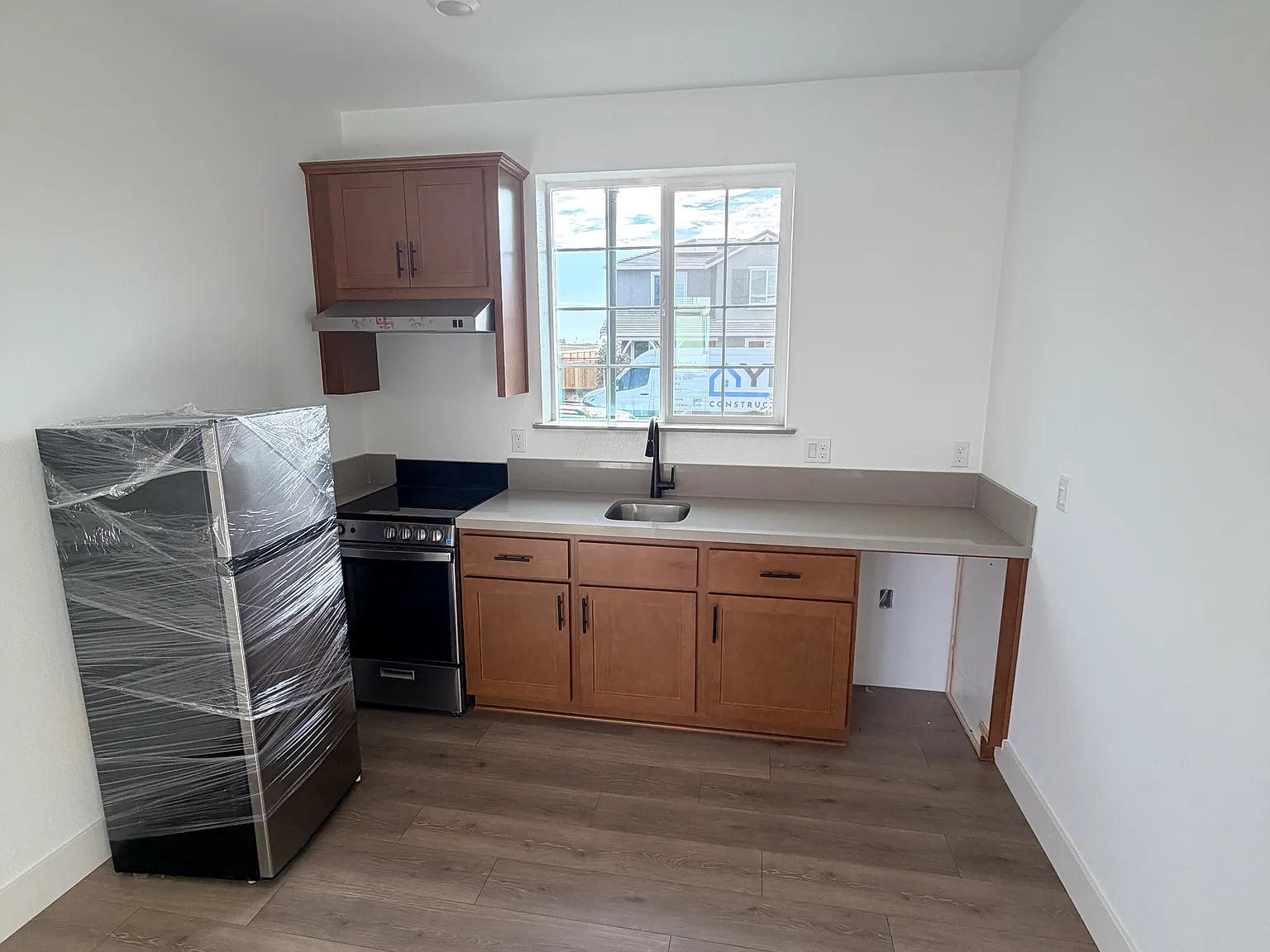 1 bed, 450 sqft, $1,650 — Photo 4
