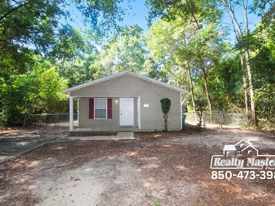 4121 Woodfin Cir
