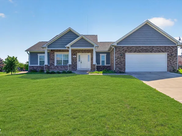107 Carnation Ct, Trafalgar, IN 46181