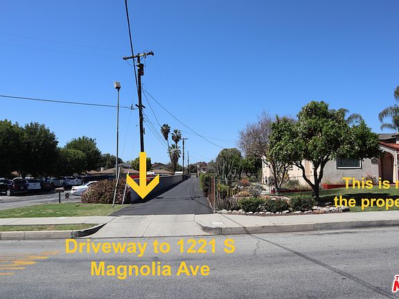 3rd image of 1221 S Magnolia Ave