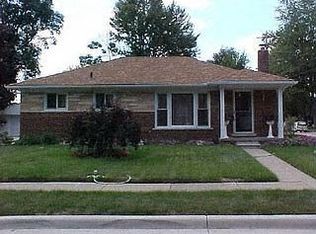 23291 Geneva Ave, Oak Park, MI 48237