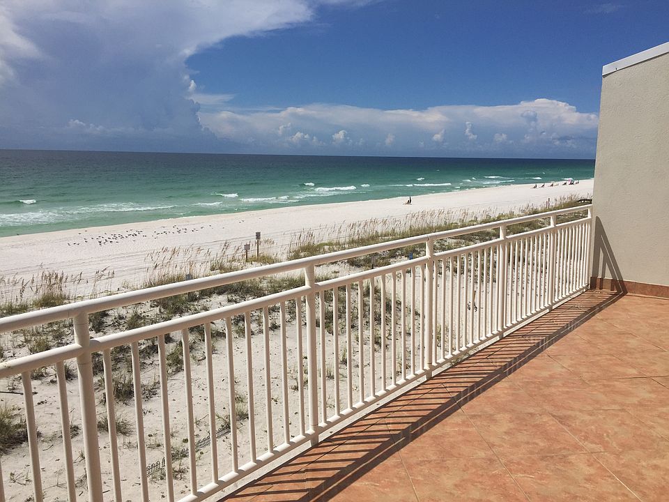 Wow master balcony view!