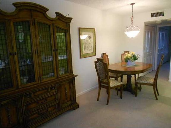 5th image of 2066 Cambridge D #2066