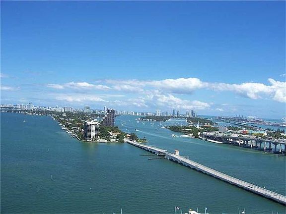 4th image of 1717 N Bayshore Dr #A-2931