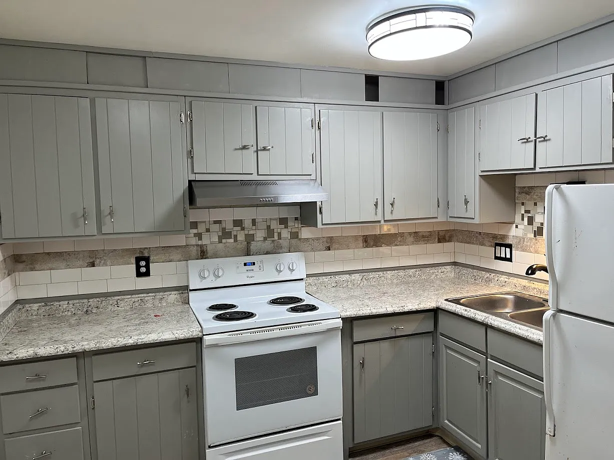 202 Kenbrook Drive - 6 — Photo 4