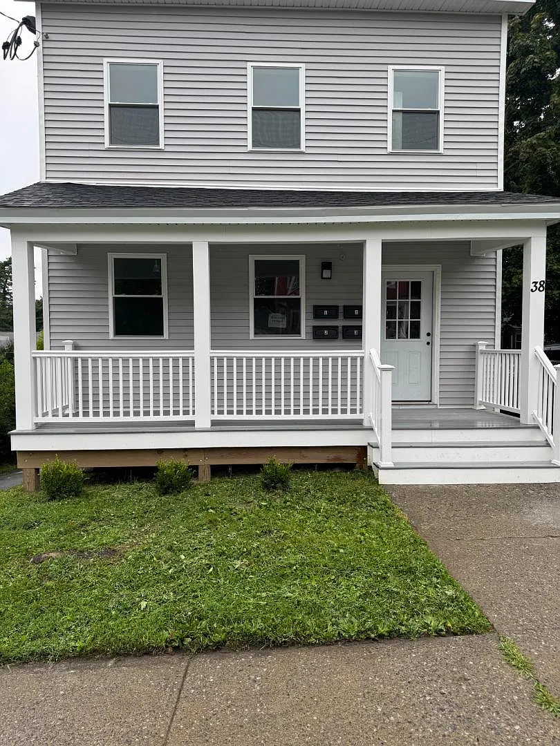 38 Corlies Ave - Apartment 1 — Photo 1