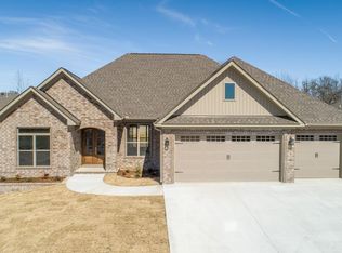 9208 Rapid Water Dr, Sherwood, AR 72120