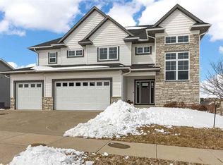 212 Sedona St, Iowa City, IA 52246