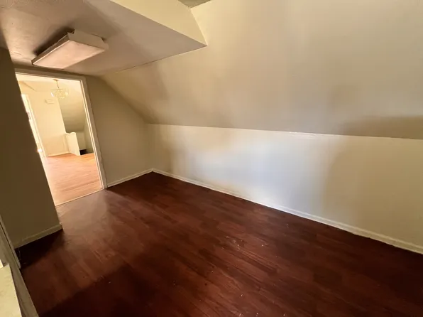 15 East 34th Street image 2 of 8