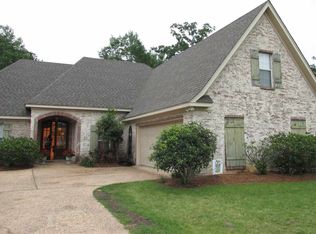 301 Avalon Way, Brandon, MS 39047