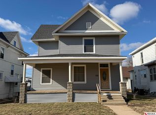 619 F St, Fairbury, NE 68352