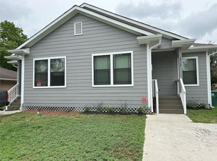 5911 Westover St, Houston, TX 77033