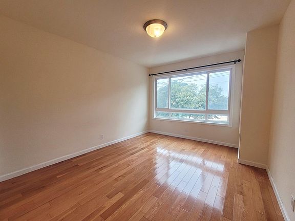 4th image of 157 S Parkview Ave