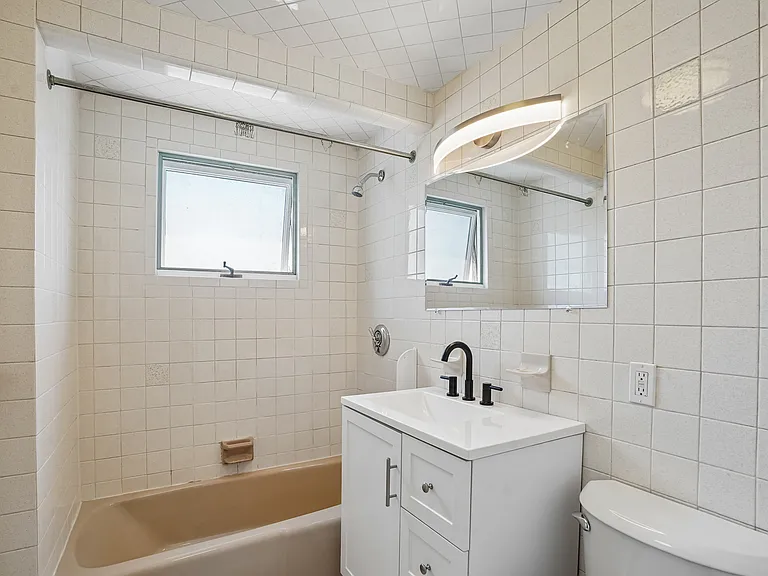 9 Porter St #3 — Photo 5