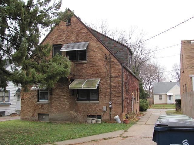 2nd image of 4887 N 48th St