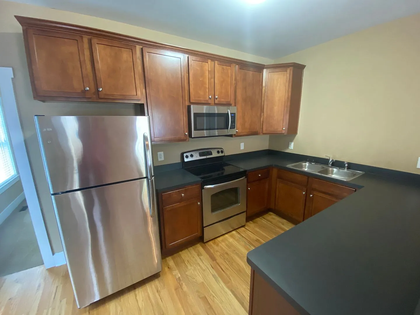 Pre-Leasing For August 6th 2027! — Photo 4